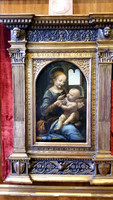 da Vinci Madonna and the Child (The Benois Madonna)