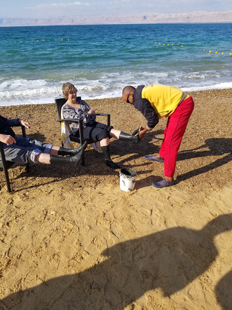 Dead Sea Feet Mud Treatment