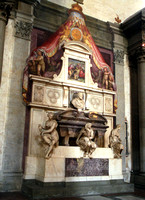 _Michelangelos tomb