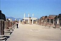 _Pompeii Temple